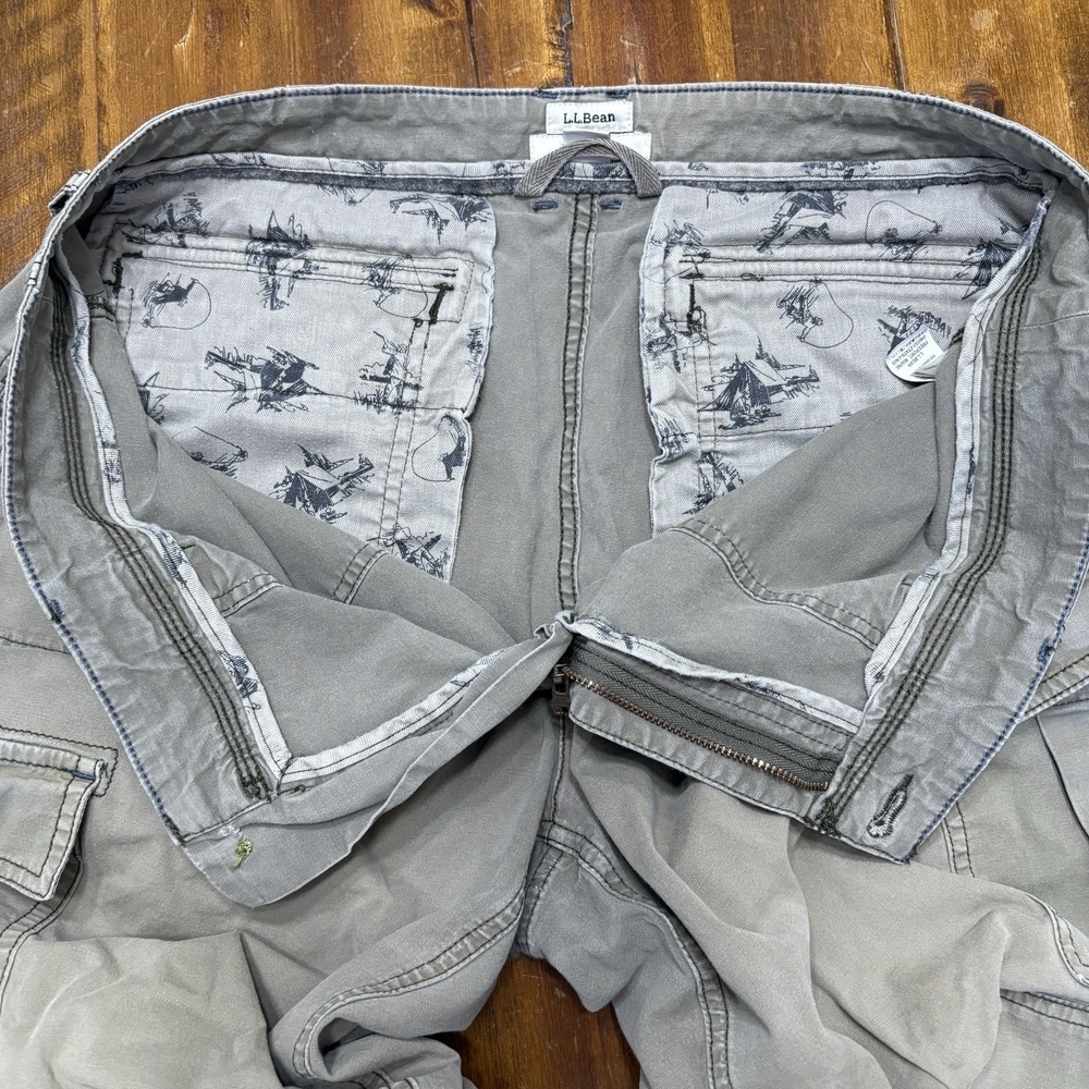 L.L. Bean Favorite Fit Cargo Pants Women's 16 Dusty Olive Canvas Utility - Picture 11 of 15